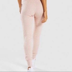 Gymshark Highwaisted joggers NWT